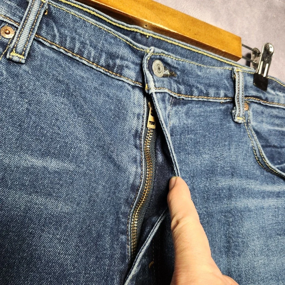 Levis‎ 569 Tapered Leg Altered Mens Jeans 38x30 Medium Wash Denim Zipper Fly